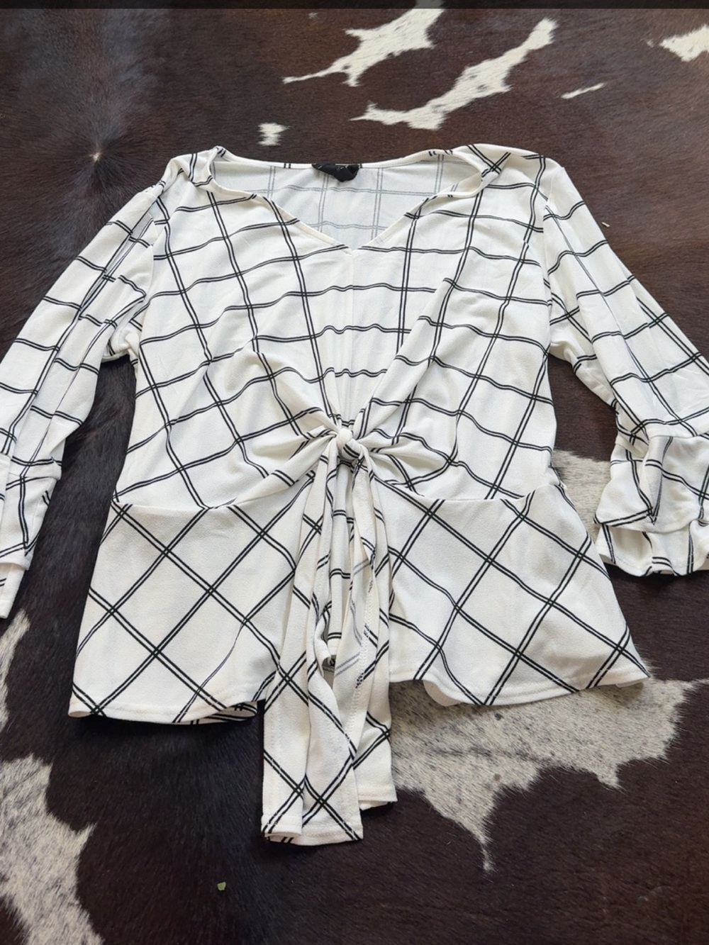 Windowpane Tie-Front Blouse in White